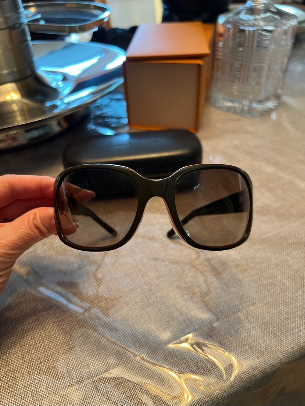 Versace brown and orange no scratches  Gradient Oversize Square Sunglasses.